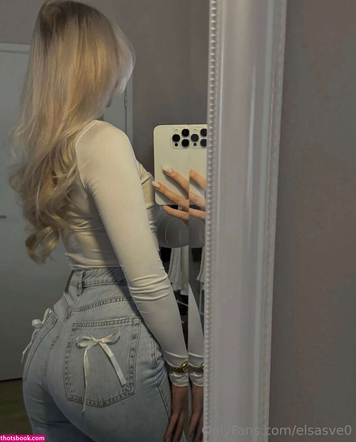 elsasve0 Photo #13