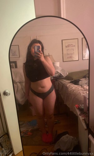 44littlebunnyxx Post #3
