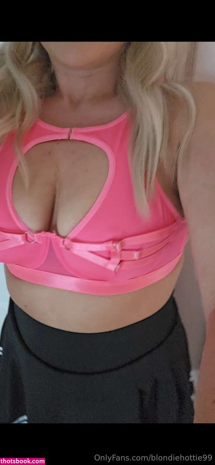 blondiehottie99 Photo #11