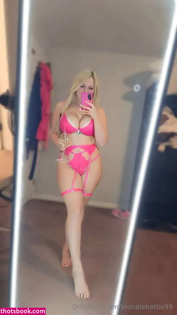 blondiehottie99 Photo #34