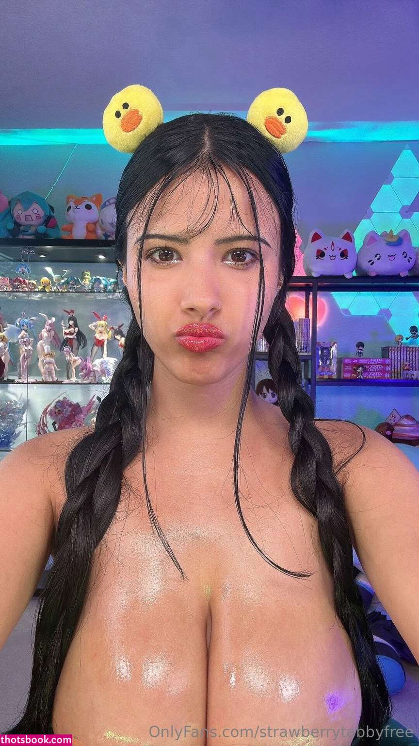 strawberrytabbyfree Photo #18