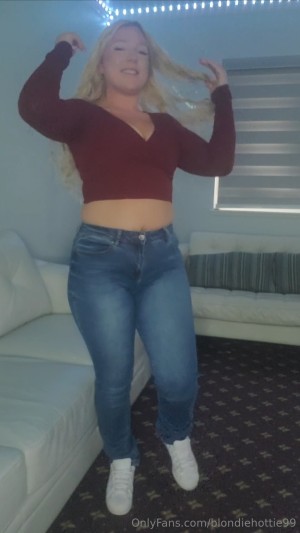 blondiehottie99 Video #42