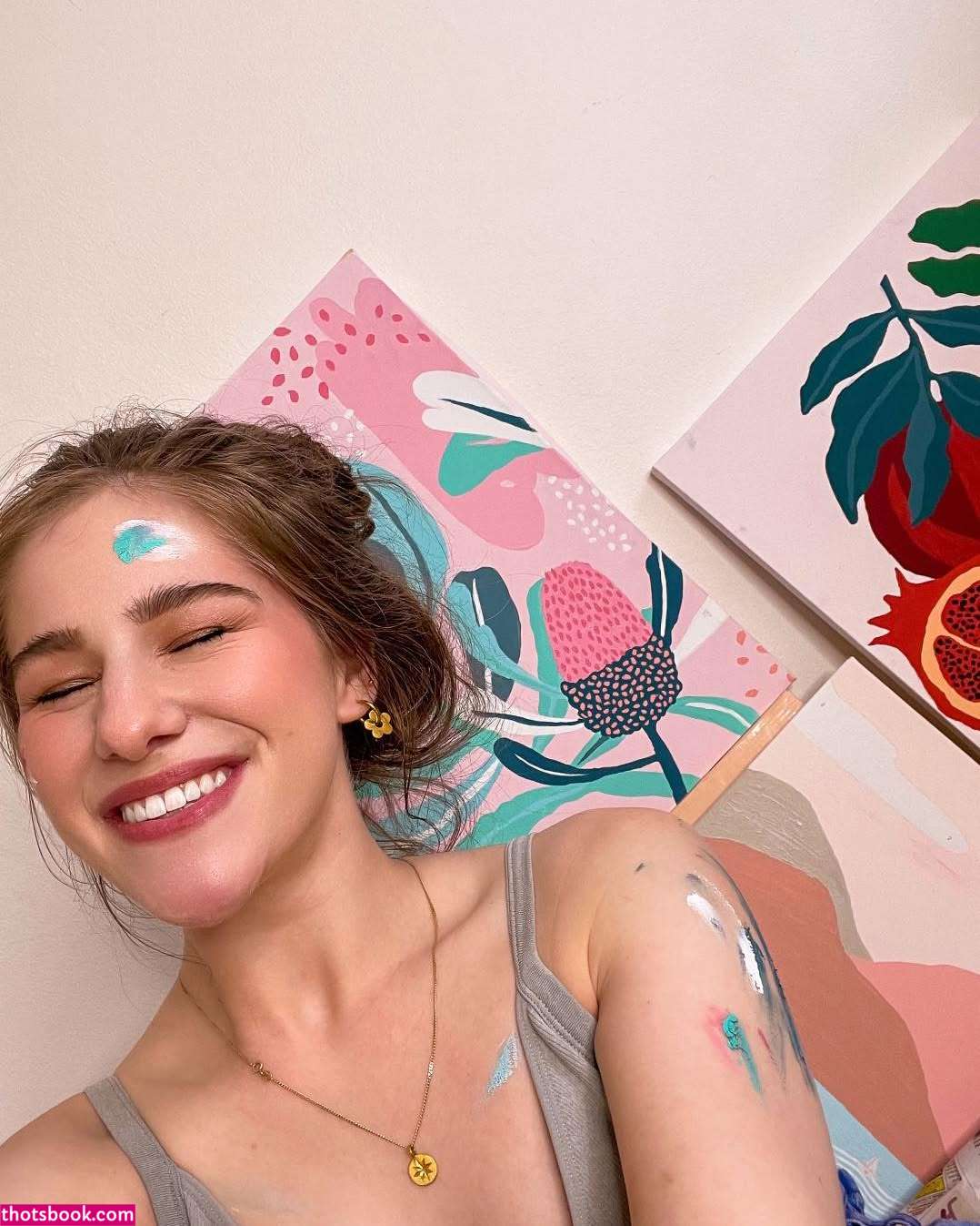 Alaurabidingcitizen Photo #10