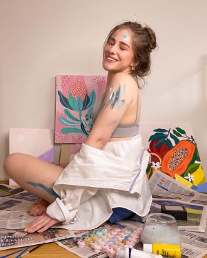 Alaurabidingcitizen Photo #9