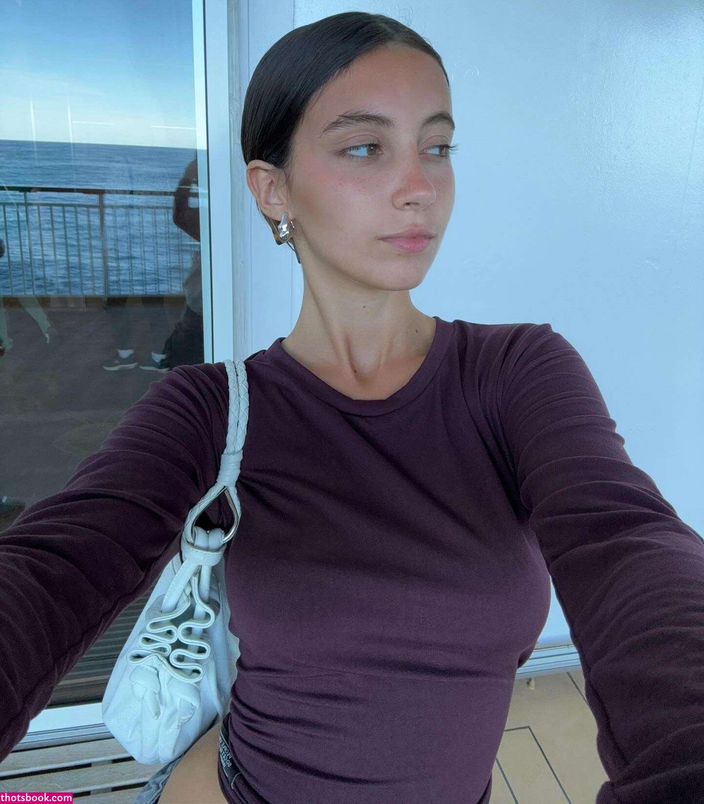 Avril Cabaleiro Photo #9