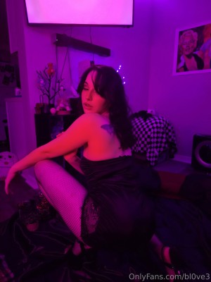 bl0ve3 Photo #23