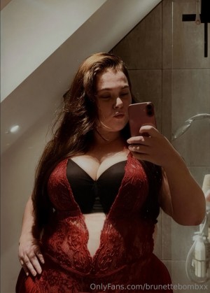 brunettebombxx Photo #27