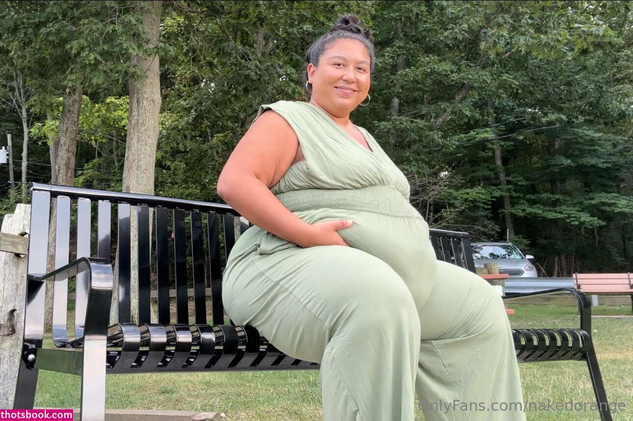 nakedorange Photo #12