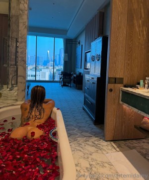 Artemida Rey Photo #9