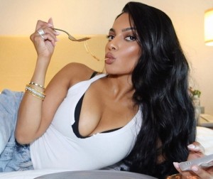 Chandrika Ravi Photo #4