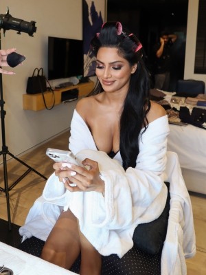 Chandrika Ravi Photo #10