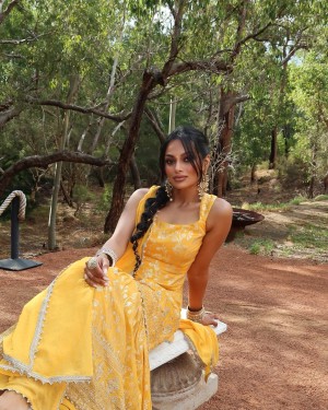 Chandrika Ravi Photo #15