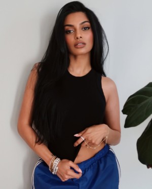 Chandrika Ravi Photo #19