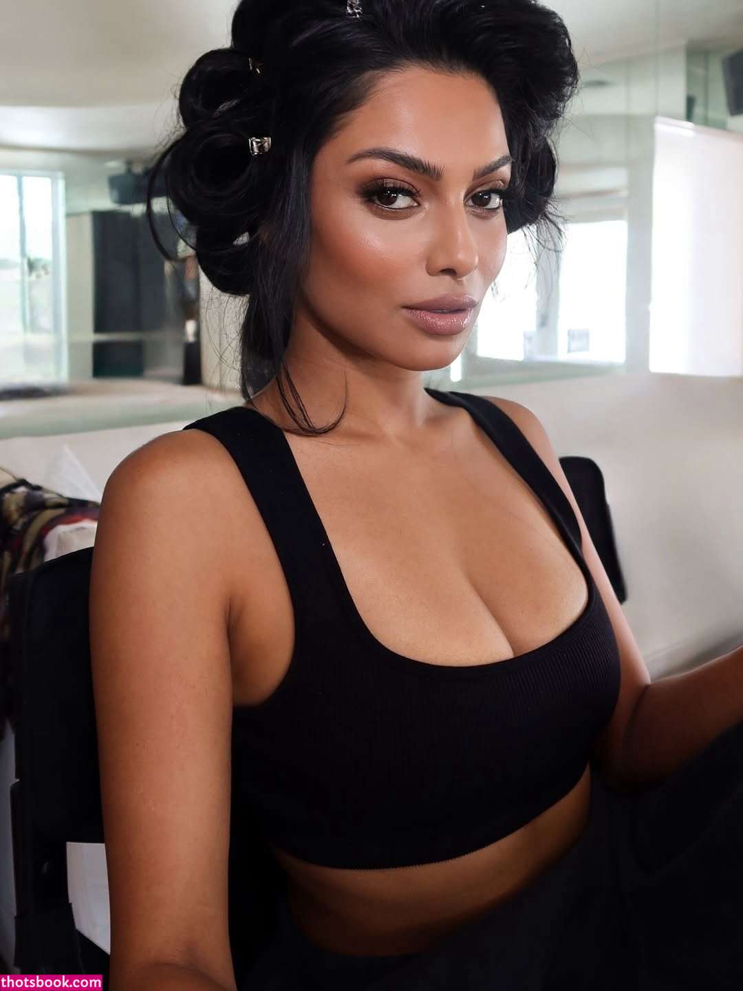 Chandrika Ravi Photo #24