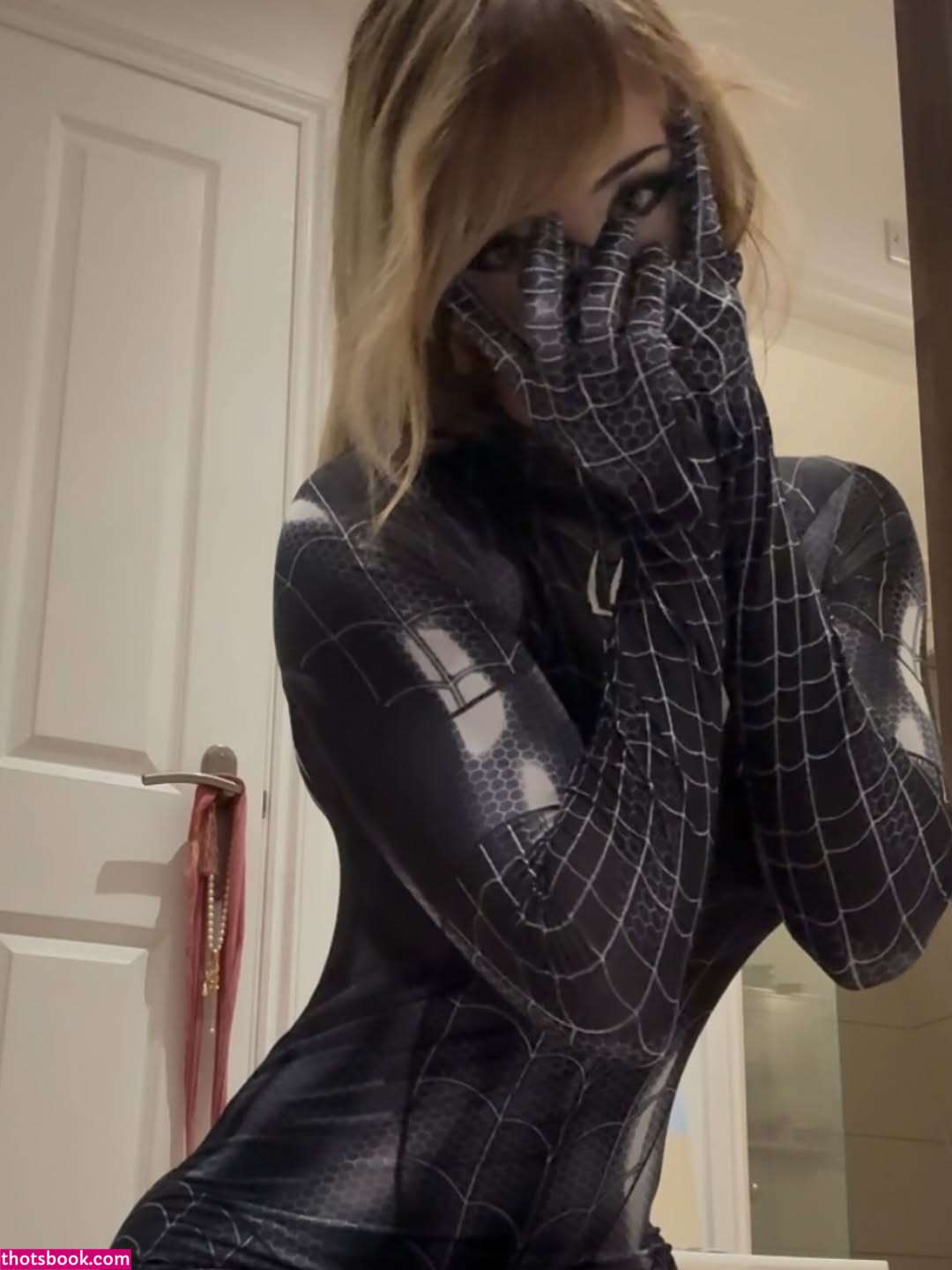 Sistervader Photo #1