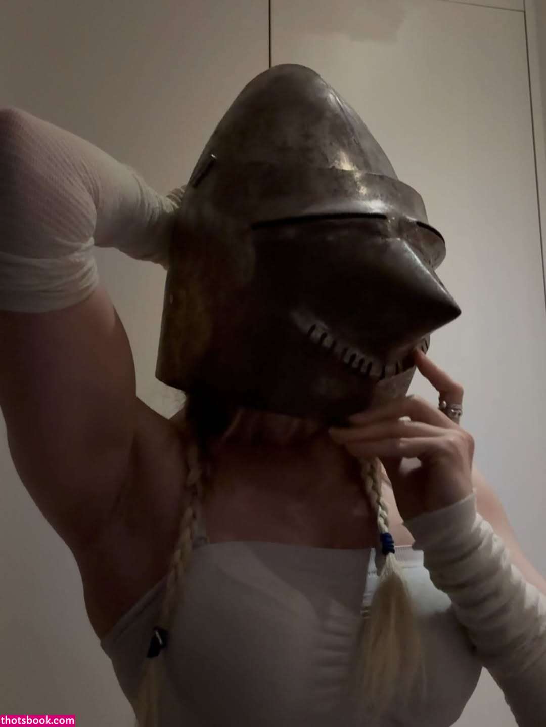 Sistervader Photo #18