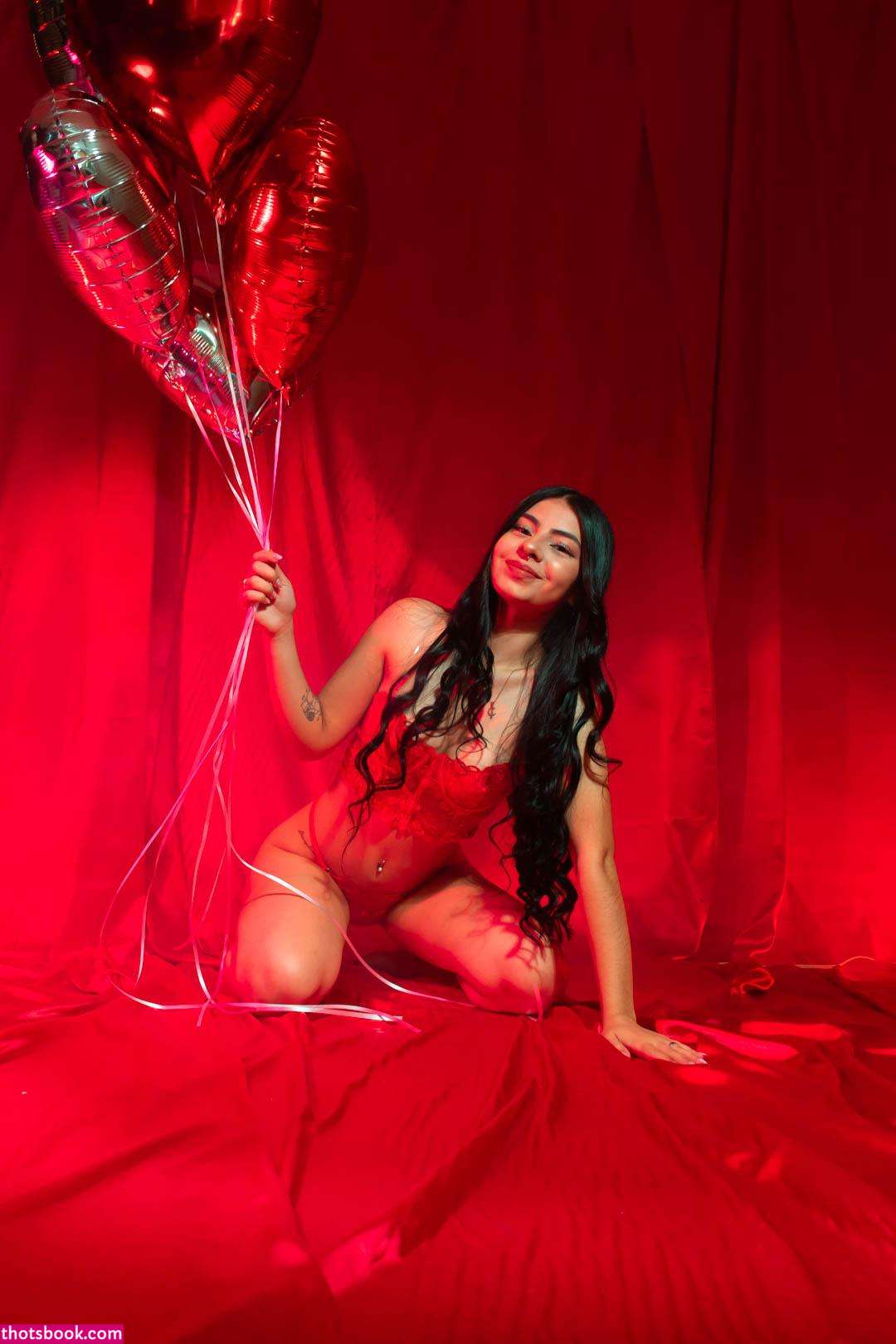 katiepeach Photo #15