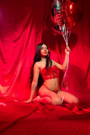 katiepeach Photo #17