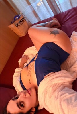 Kirsche Karoline Photo #16