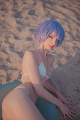 Holly White Post #6