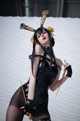 Holly White Photo #142