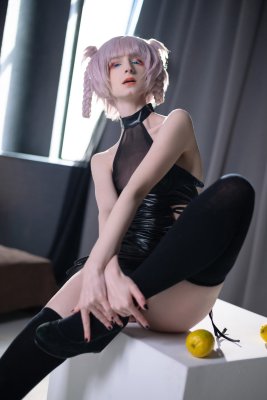 Holly White Photo #186