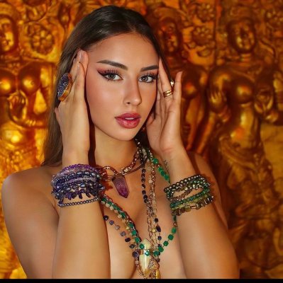 Yasmine rahmoune Photo #8