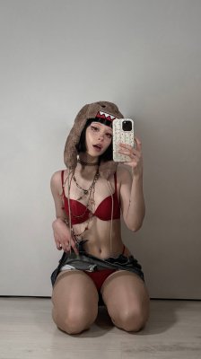 Zira Merz Photo #98