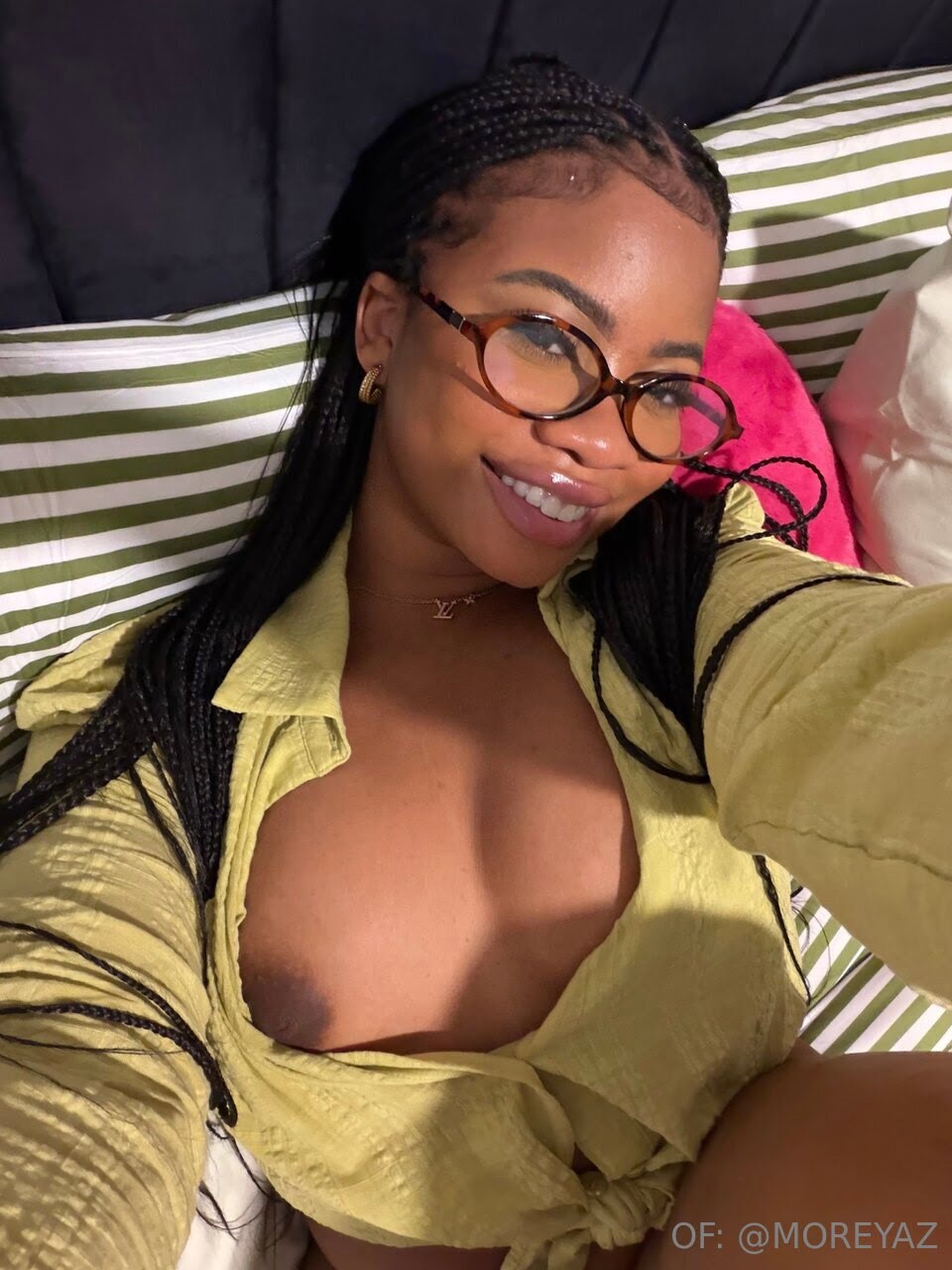 Yazmynswrld Photo #21