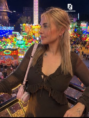 Roxy van der Leede Post #2