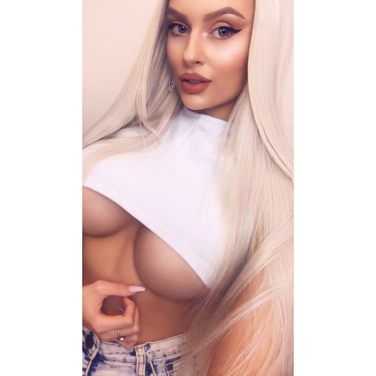 Kellybsworld Photo #24