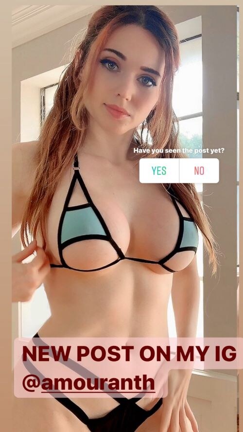 Amouranth Photo #321