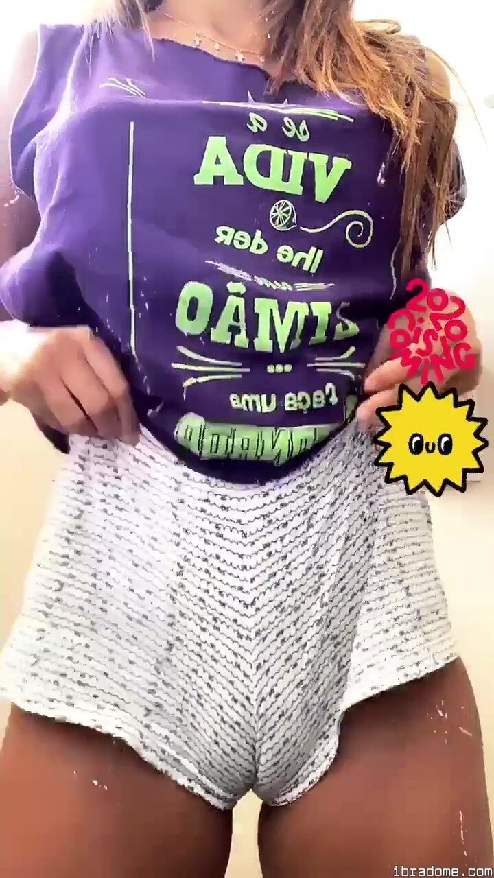 Sarah Caus Photo #11