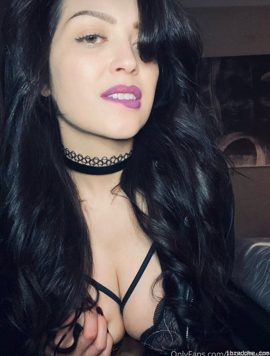 Tessa Fowler Photo #82