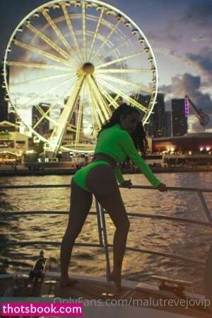 Malu Trevejo Photo #375