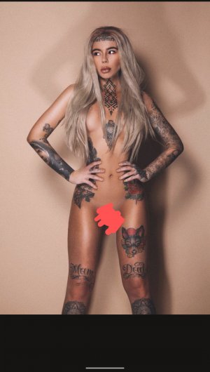 Ellis Cooper Photo #6