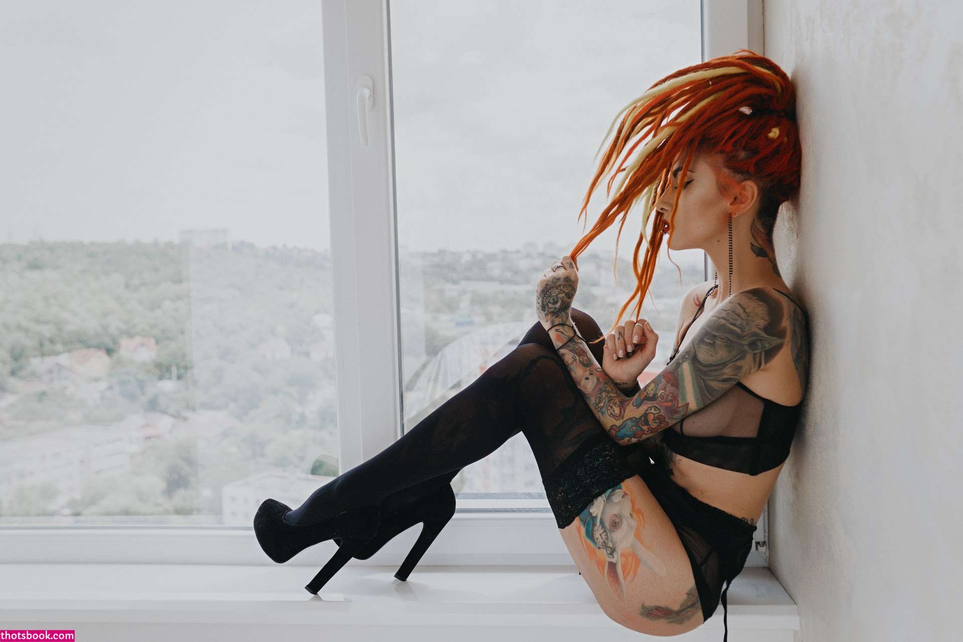 Lena Scissorhands Photo #37