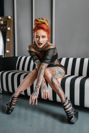 Lena Scissorhands Photo #51