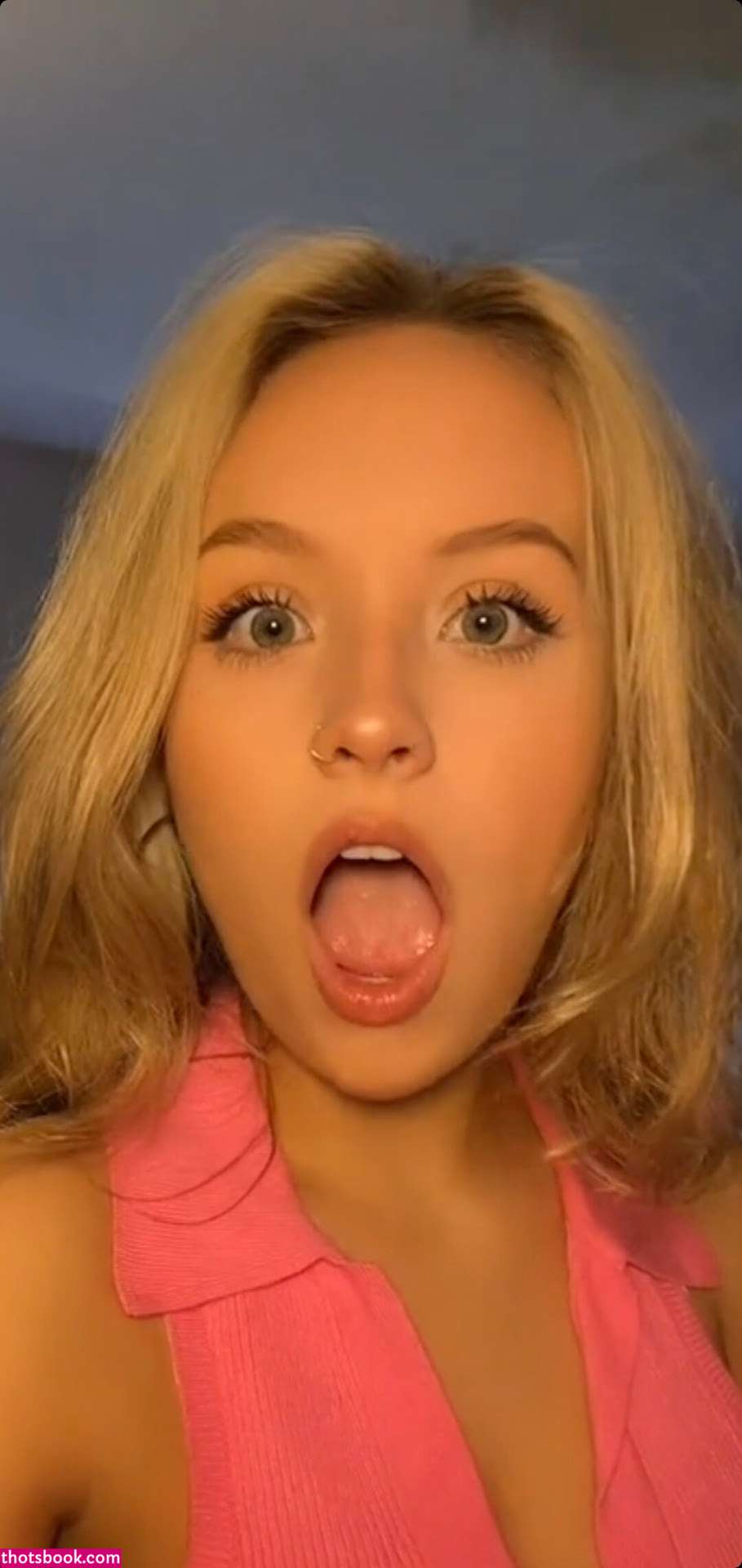 Mia Handley Photo #25