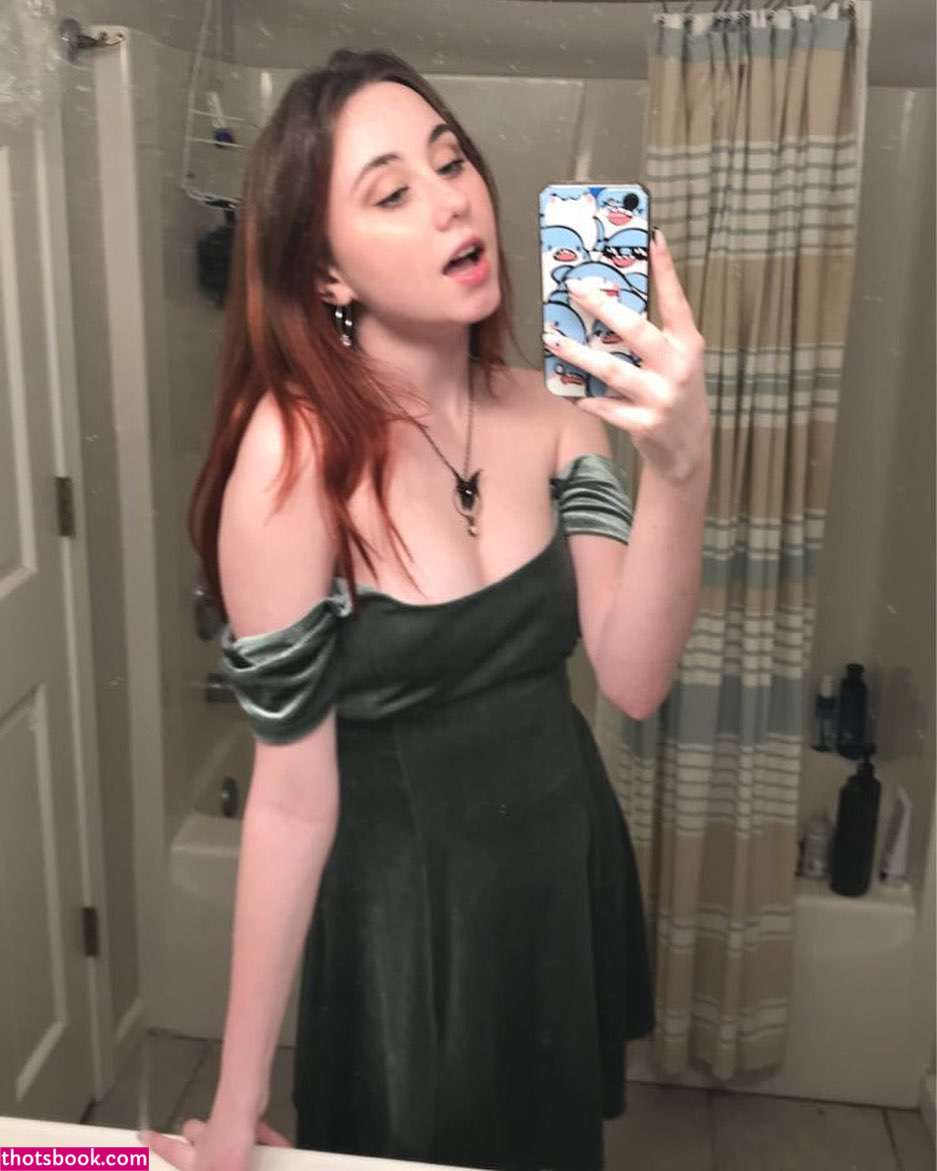 Katiebuggyboo Photo #13