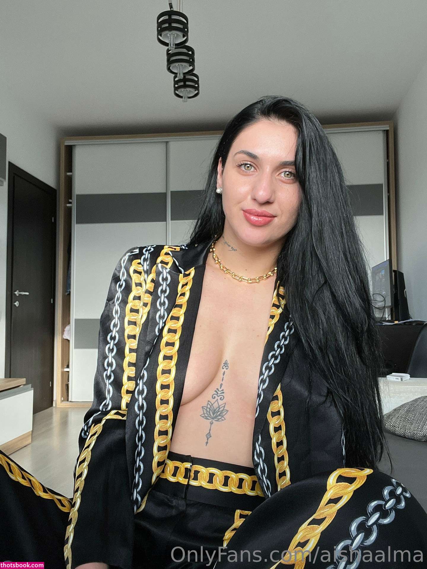 Aisha Alma Photo #15