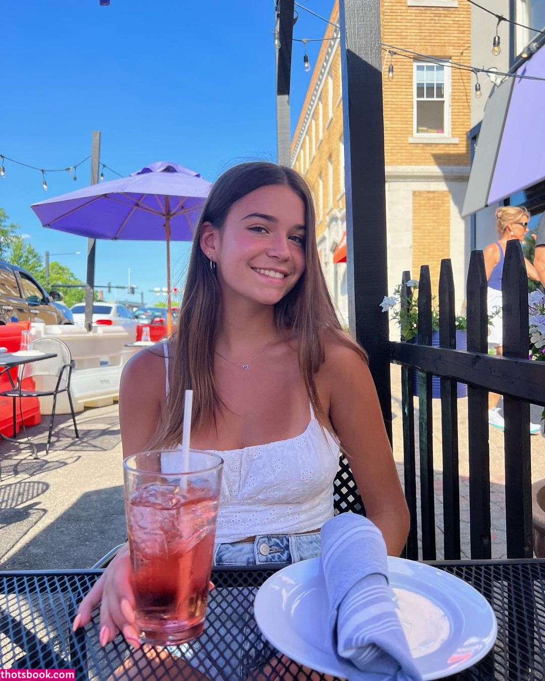 Katie Gilmore Photo #32