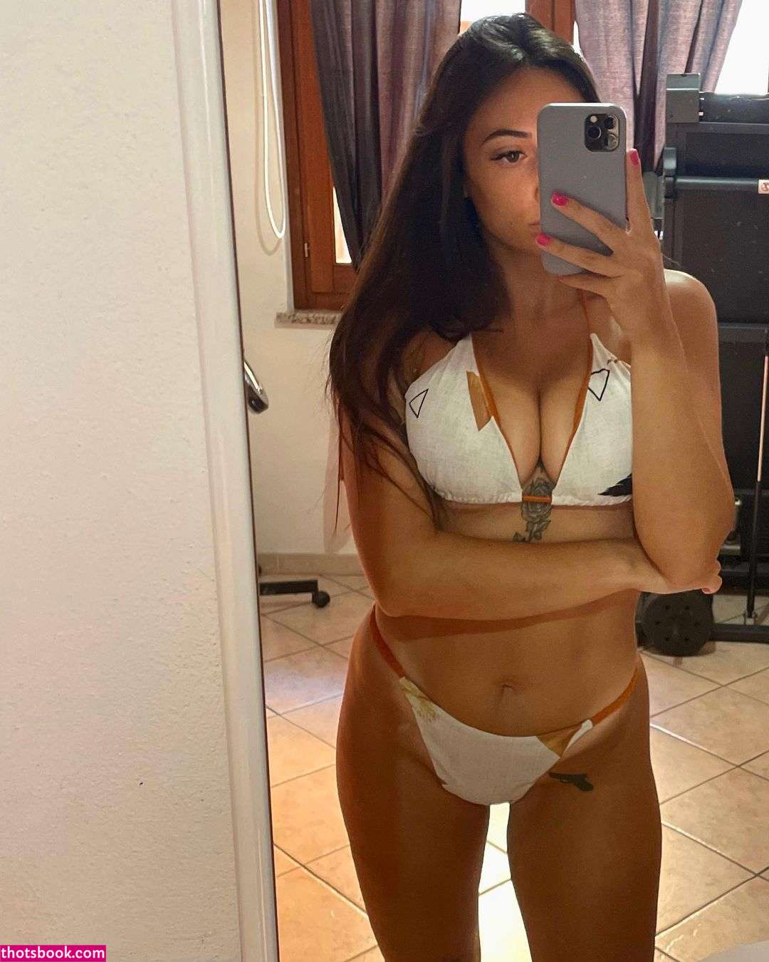 Sara Secciss Photo #35