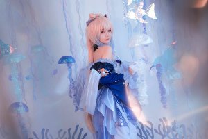 Miu Cosplayer Photo #25