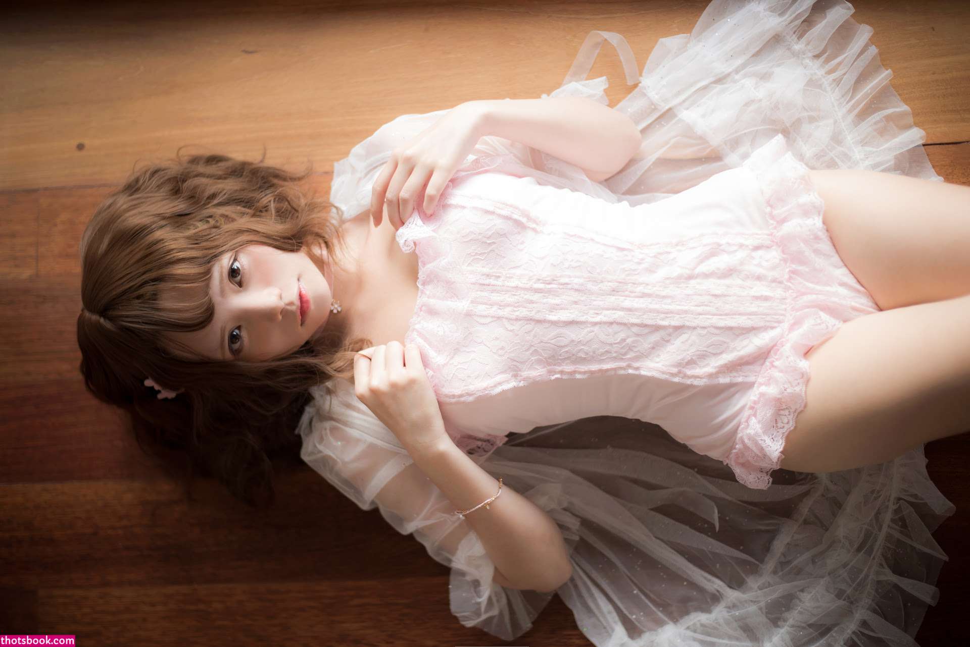 Miu Cosplayer Photo #156