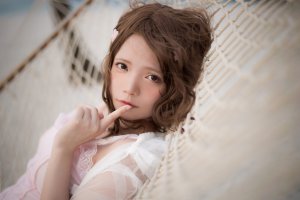 Miu Cosplayer Photo #139