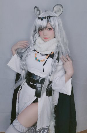 Miu Cosplayer Photo #205
