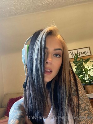 milfmoneyhoney Photo #48