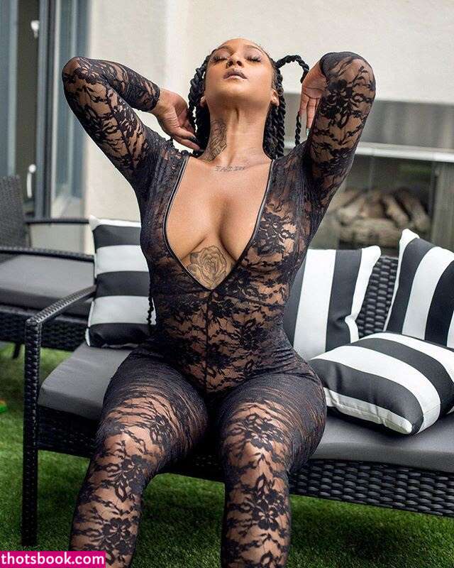 Mizz Twerksum Photo #33