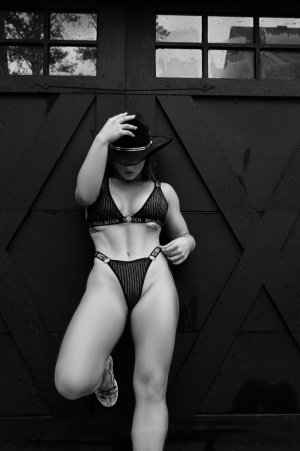 Realpeachycheeks Photo #23